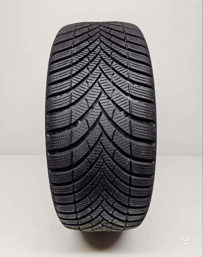Semperit Speed Grip 5 2022m, зимние 215/45 R17
