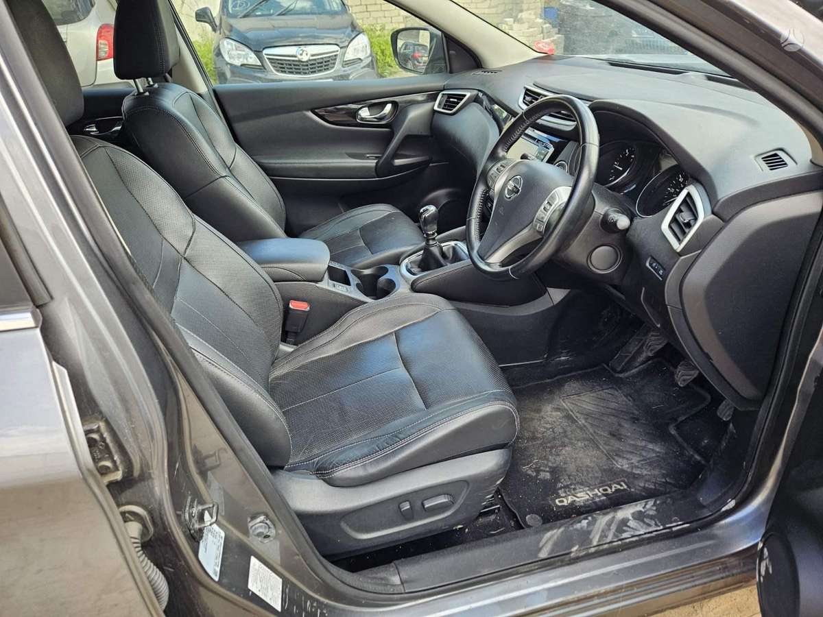 Nissan Qashqai по частям