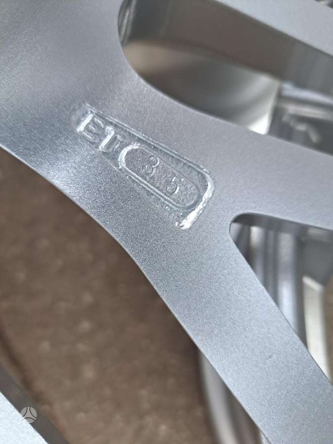 Audi A6C7 8j et35, легкосплавные , R18
