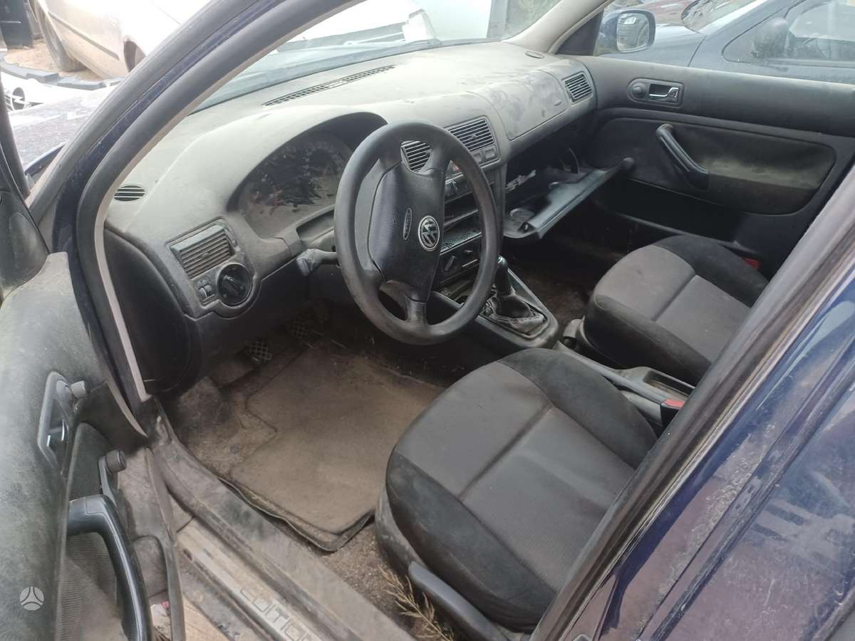 Volkswagen Golf Nevienas ardytas