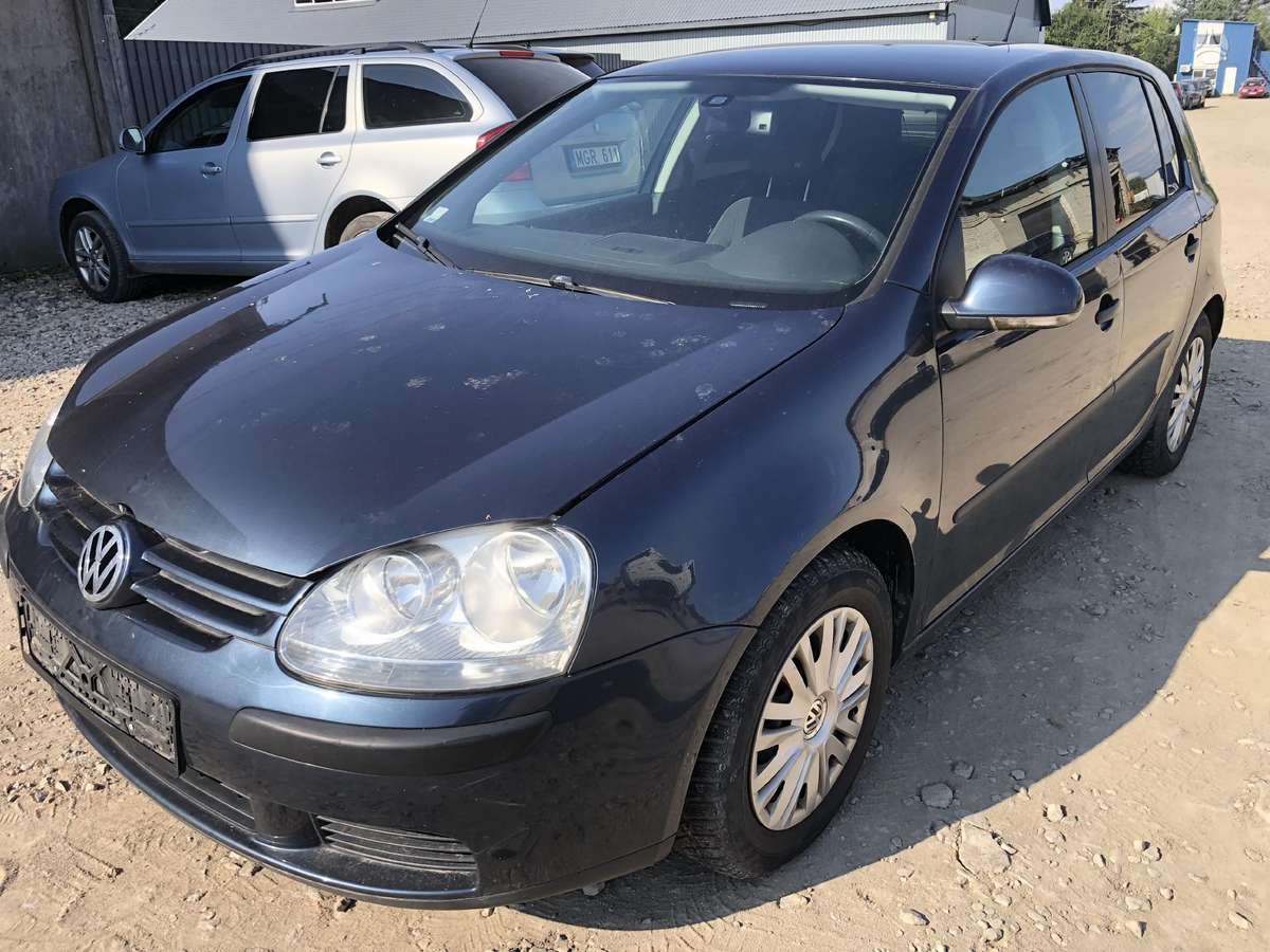 Volkswagen Golf for parts