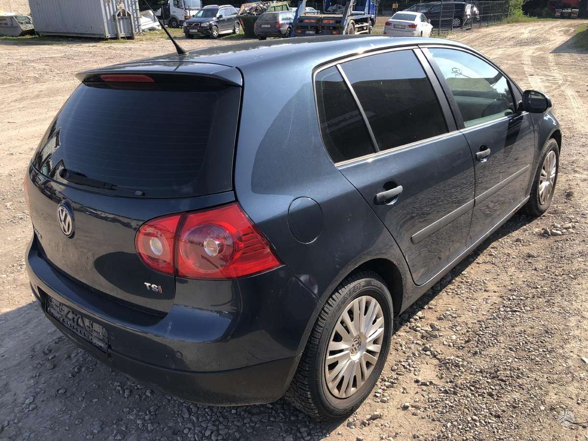 Volkswagen Golf по частям
