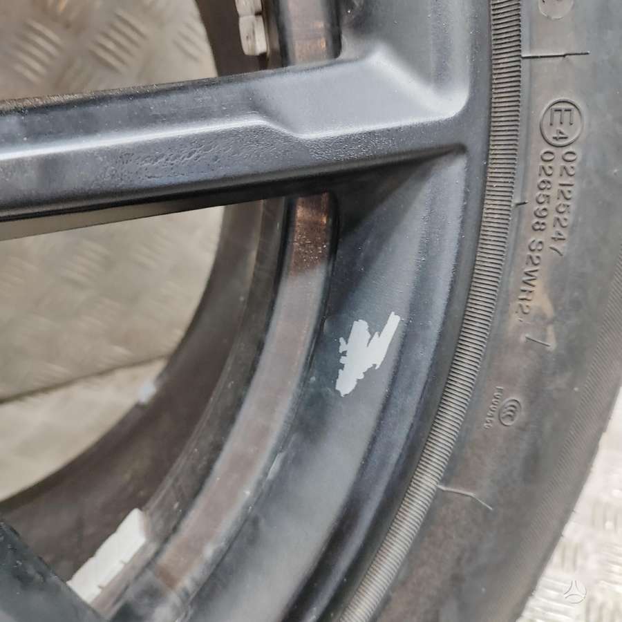BMW G30, lengvojo lydinio, R18