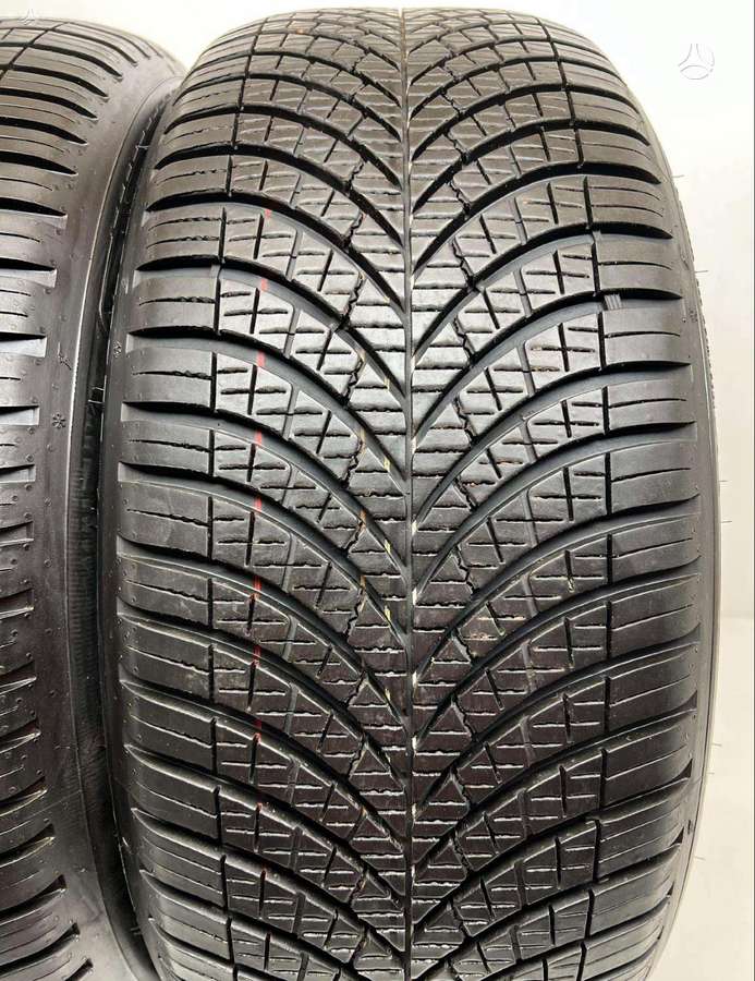 Goodyear Vector4Seasons 2024m, всесезонные 245/45 R18