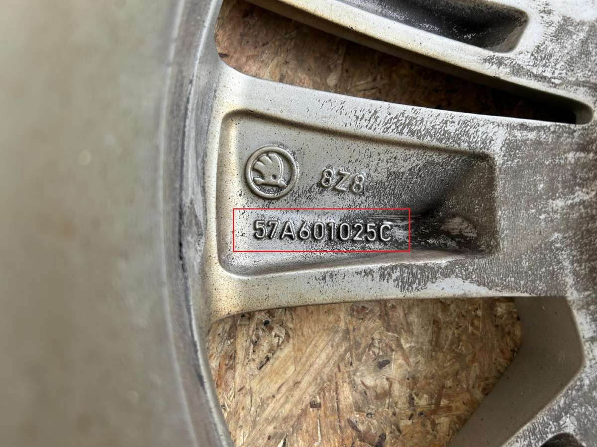 Skoda Karoq Cen19384