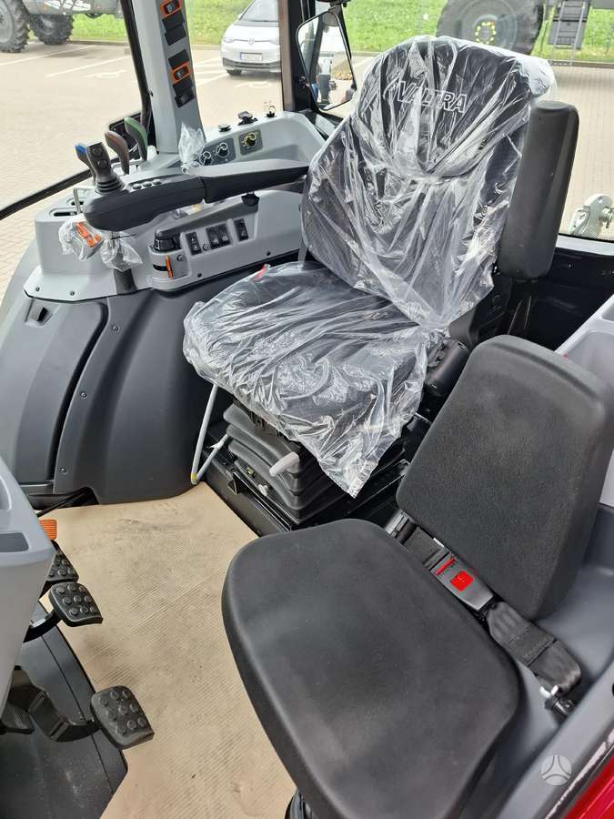 Valtra A115, тракторы