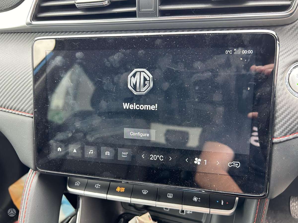 MG ZS