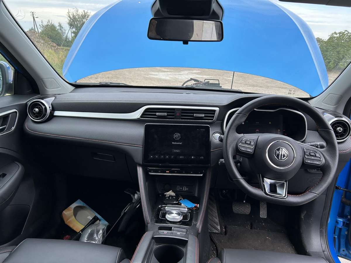 MG ZS