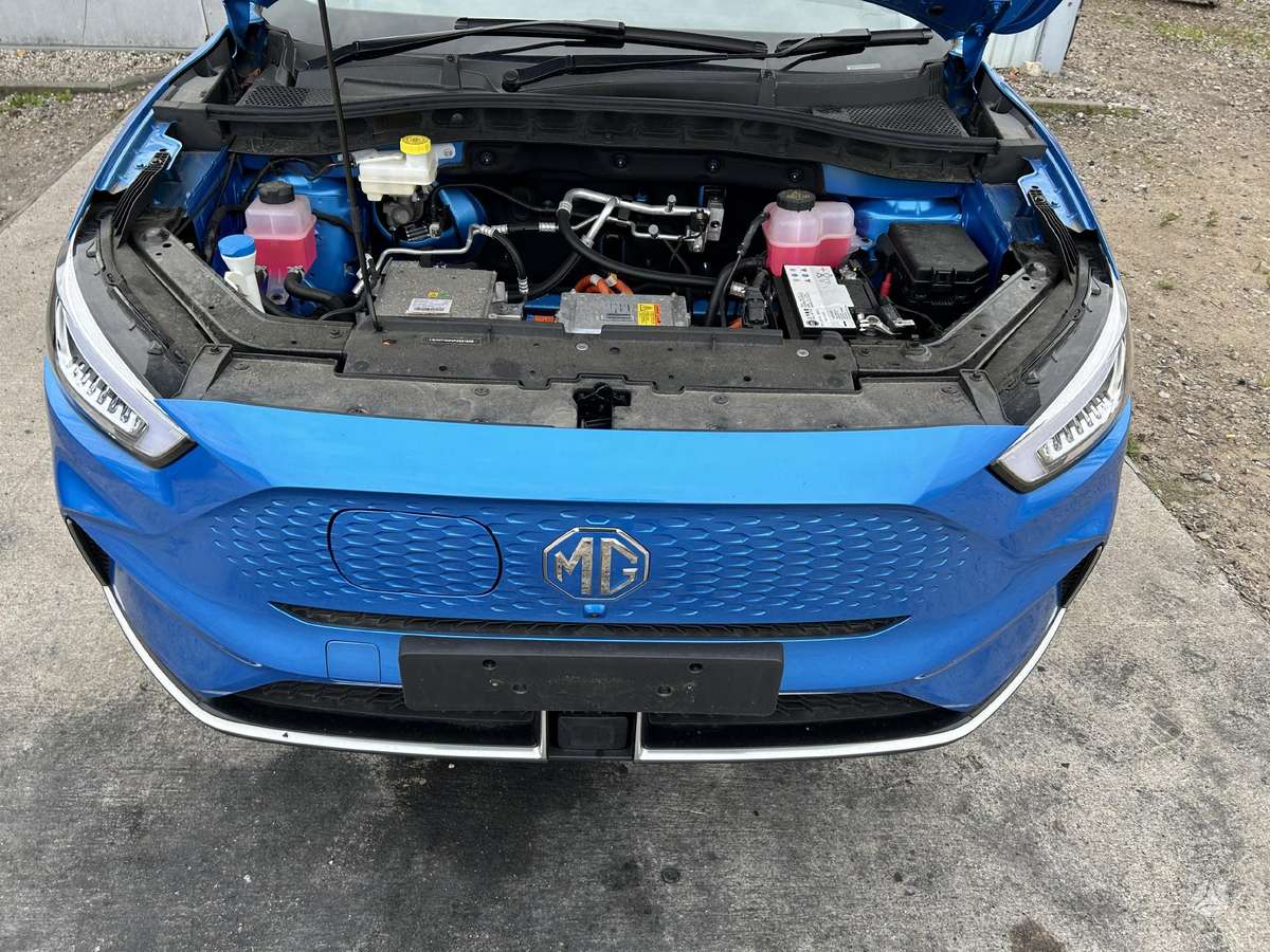 MG ZS
