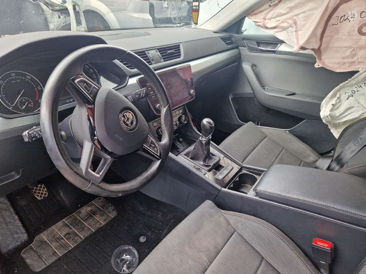 Skoda Superb по частям