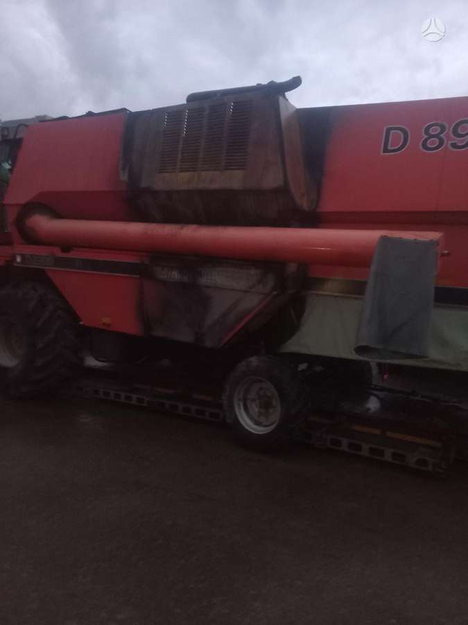 Dronningborg 8900, kombainai