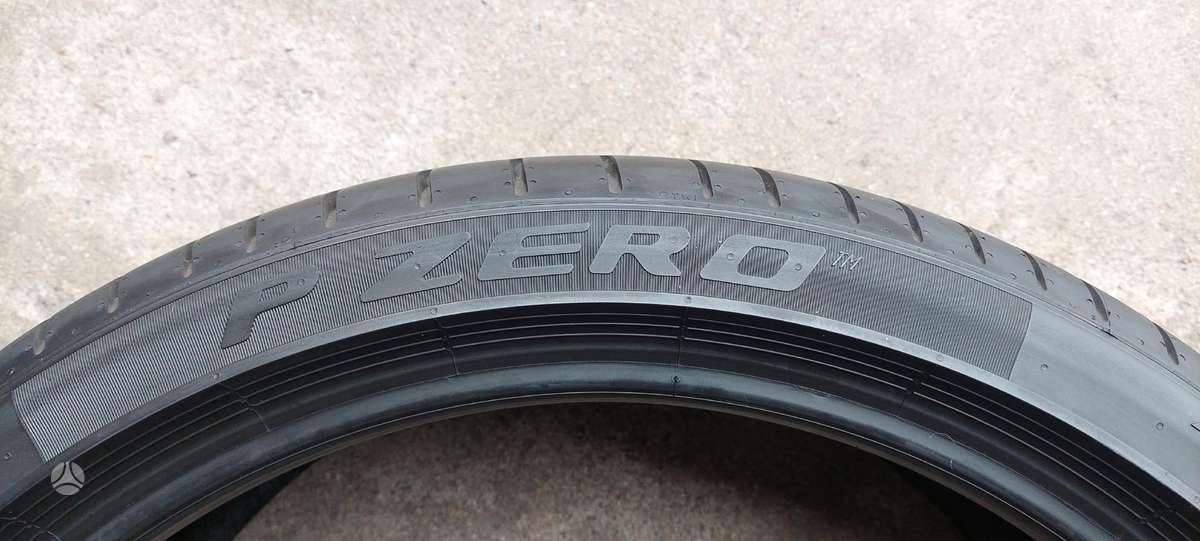 Pirelli, summer 265/35 R21