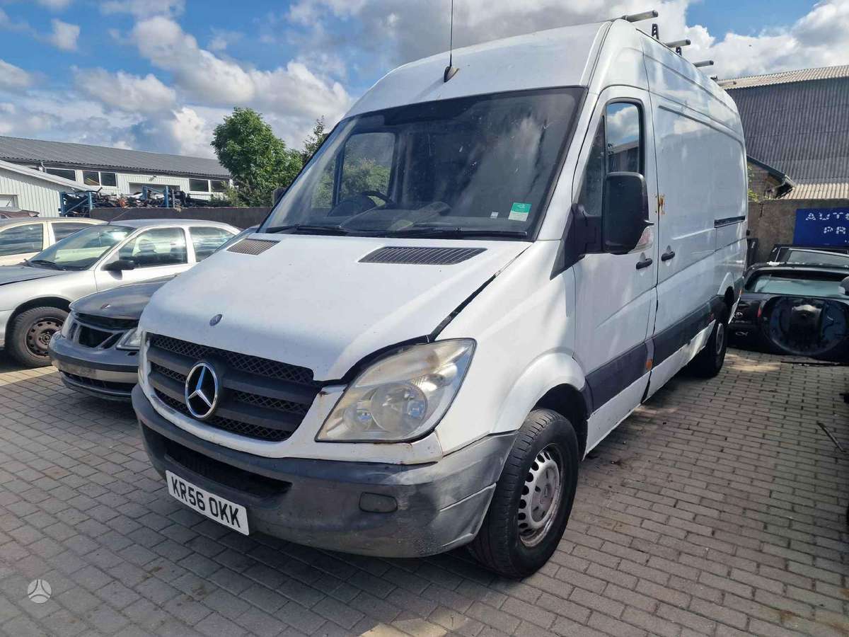 Mercedes-Benz Sprinter