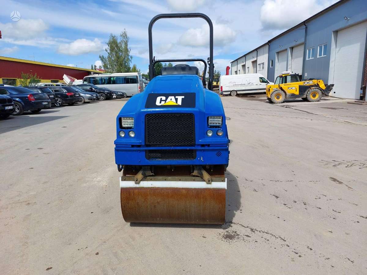 Caterpillar CB 22B, vibro technika