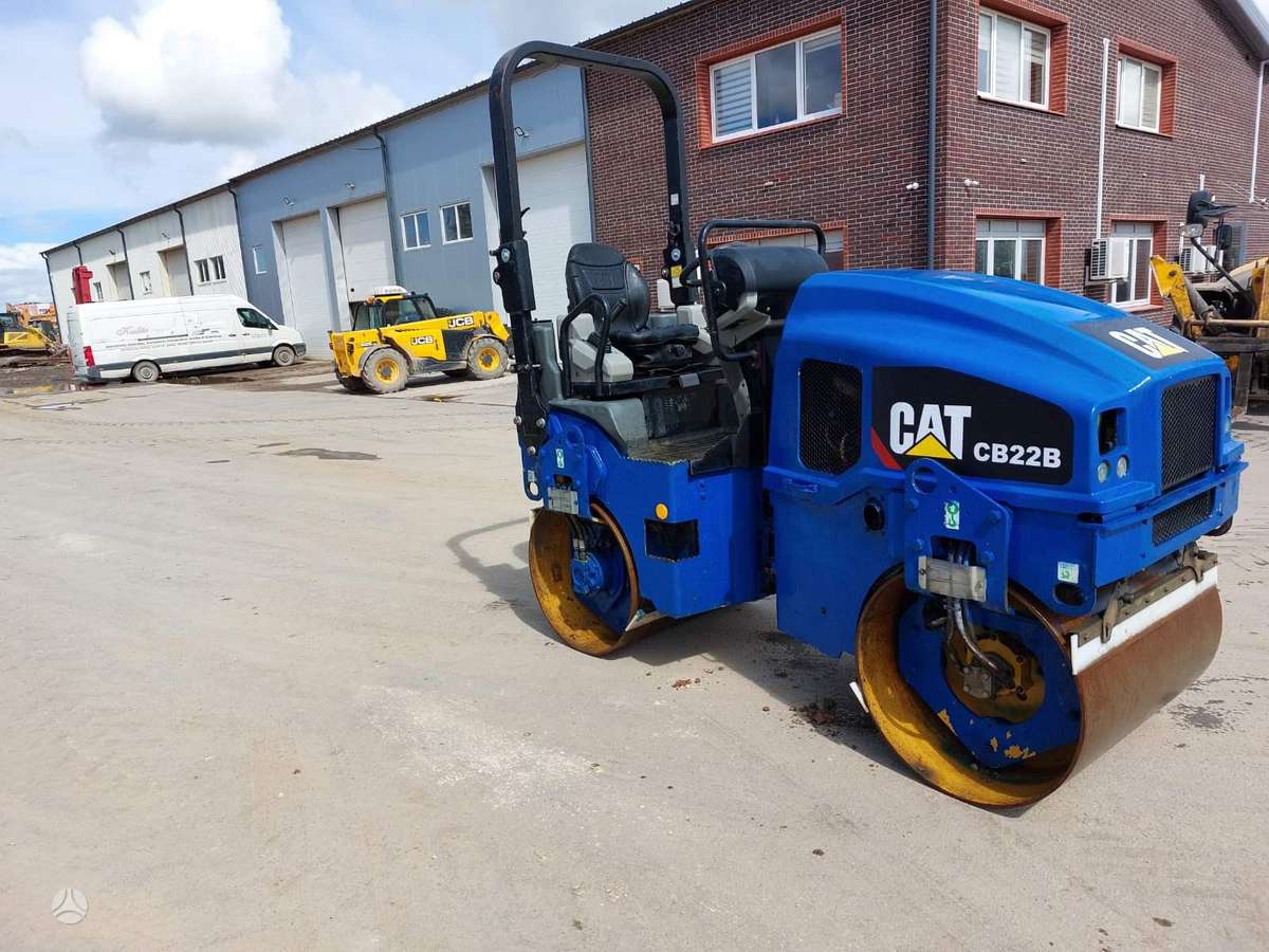 Caterpillar CB 22B, вибромашины