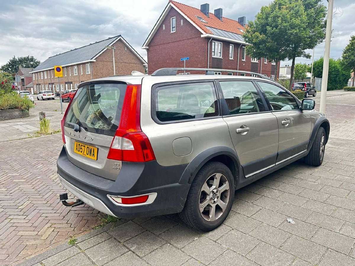 Volvo XC70 Spalva 494