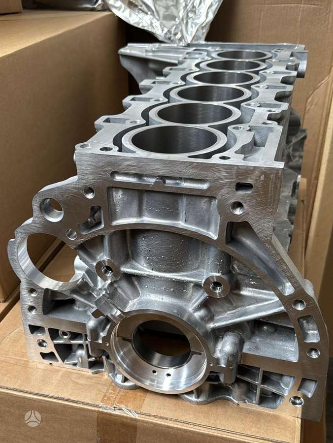 BMW 3 serija, N55 naujas blokas, engine block
