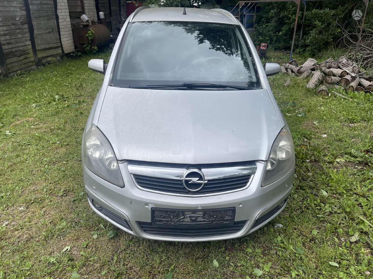 Opel Zafira for parts