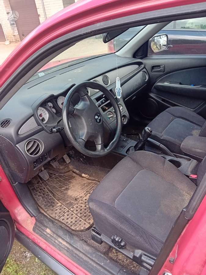 Mitsubishi Outlander rezerves daļās