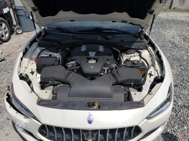 Maserati Ghibli по частям