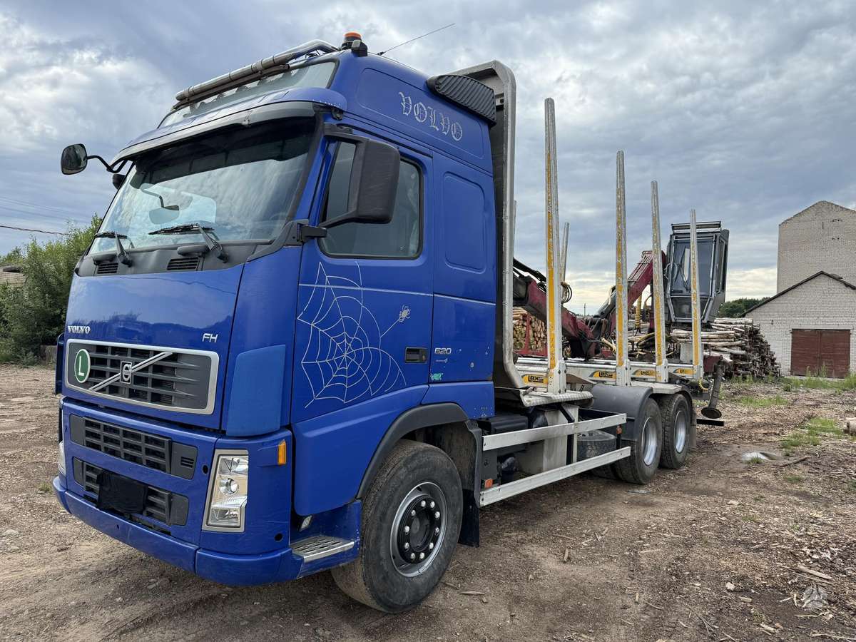 Volvo FH520, timber trucks