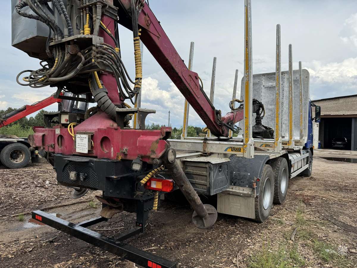 Volvo FH520, timber trucks
