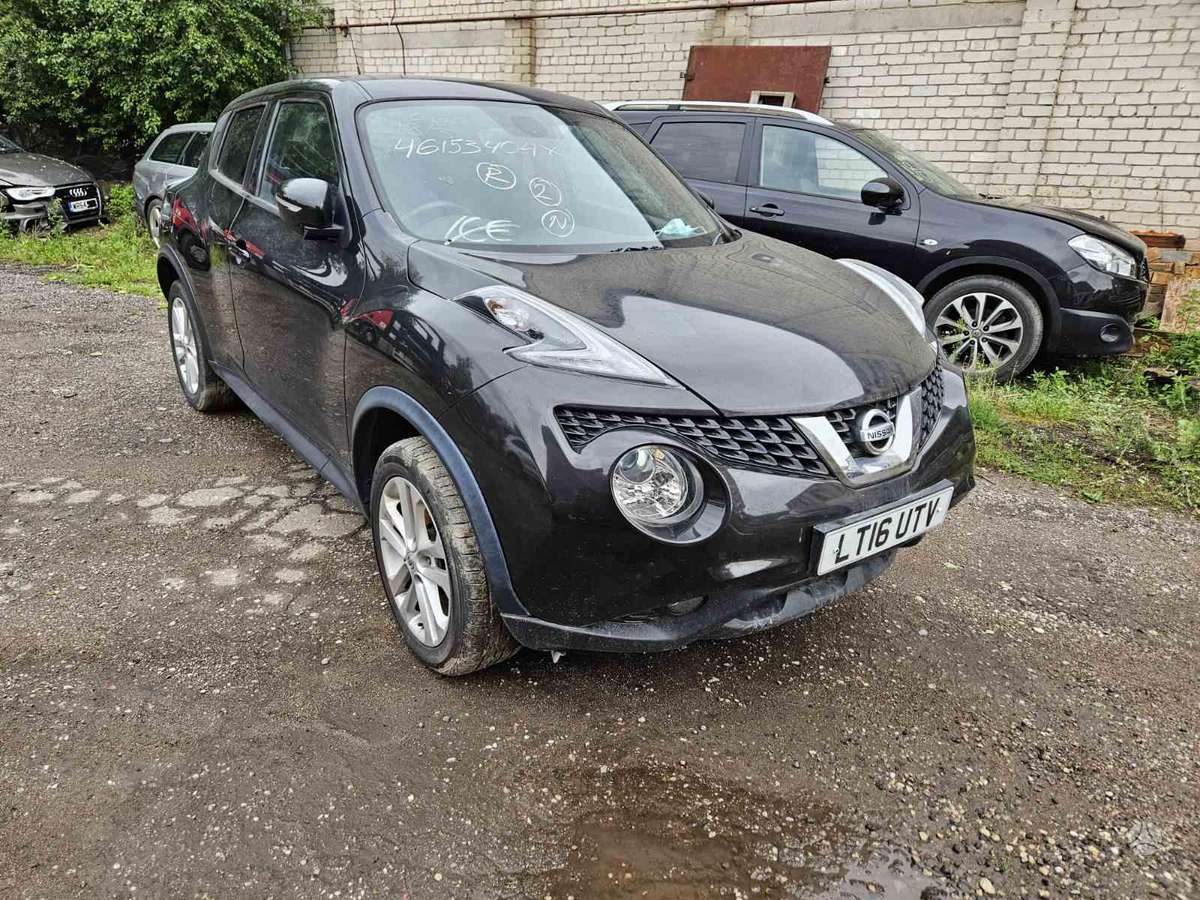 Nissan Juke dalimis