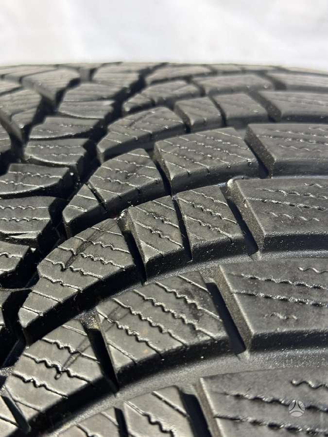 Kumho WINTERCRAFT WP71, winter 255/35 R19