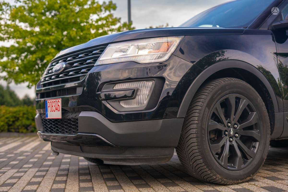 Ford Explorer, 3.5 l., off-road / crossover