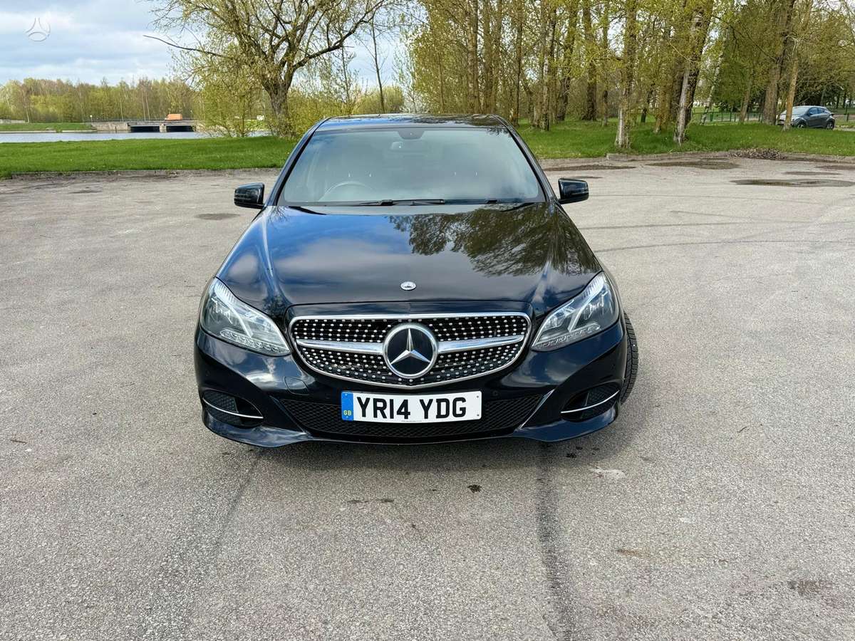 Mercedes-Benz E220