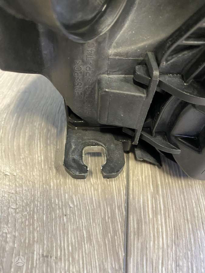 Seat Exeo žibintai