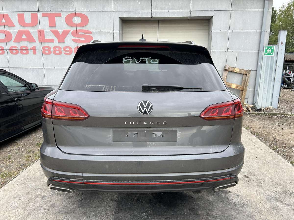 Volkswagen Touareg R line