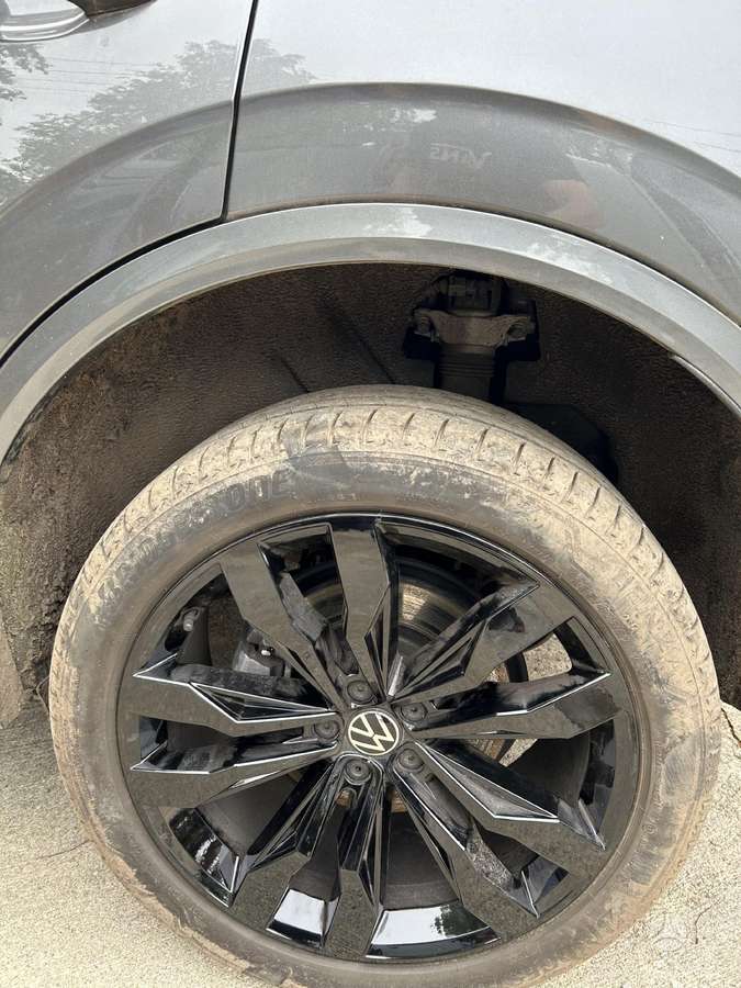 Volkswagen Touareg R line