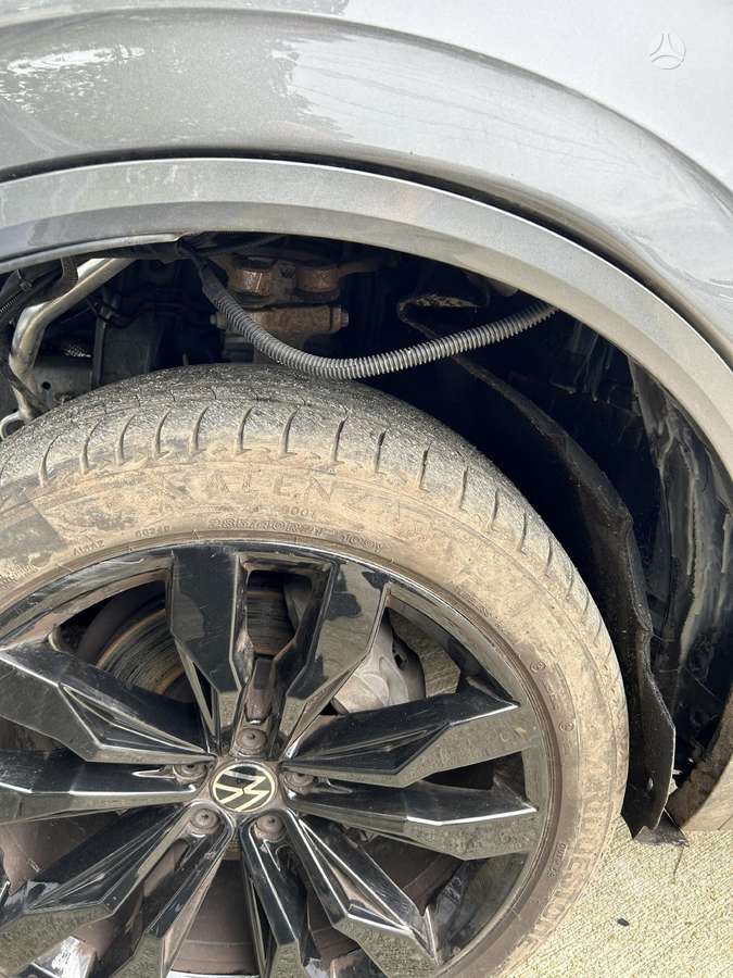 Volkswagen Touareg R line