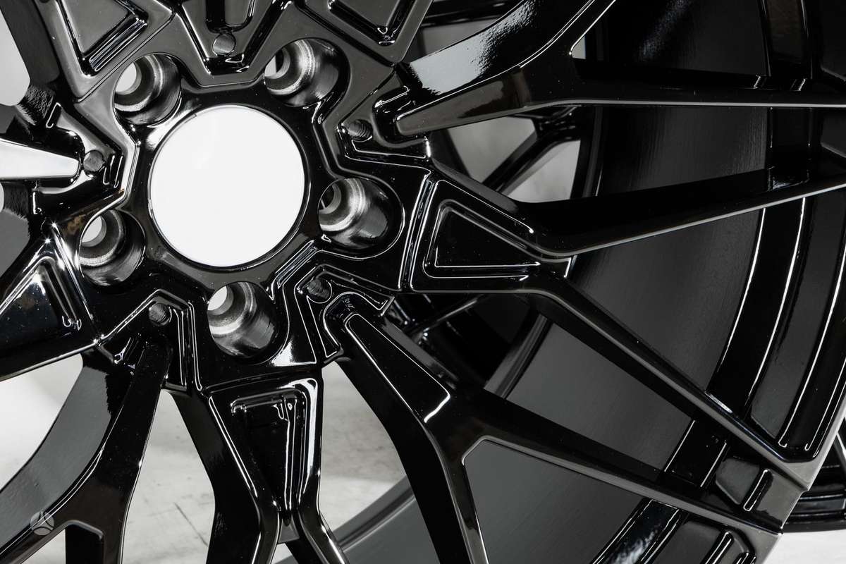 -Kita- BMW, light alloy, R22