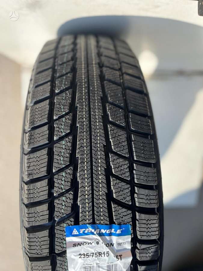 Triangle 777; SIUNČIAME, winter 235/75 R15