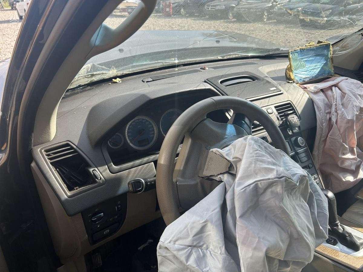 Volvo XC90 по частям