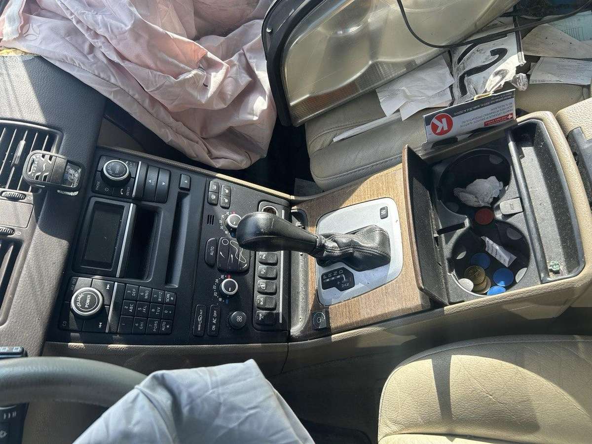 Volvo XC90 по частям