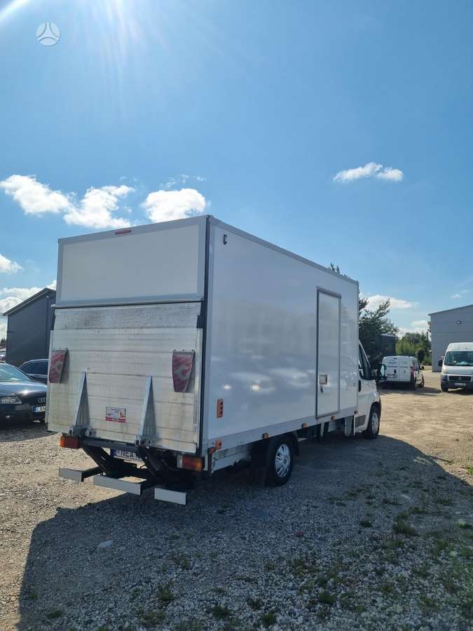 Volkswagen Ducato, cargo van