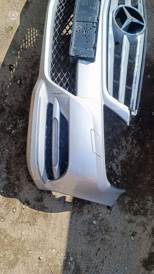 Mercedes-Benz C220