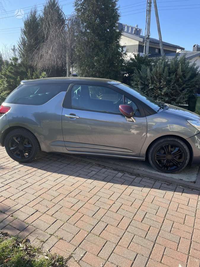 Citroen DS3, 1.6 l., Хэтчбек