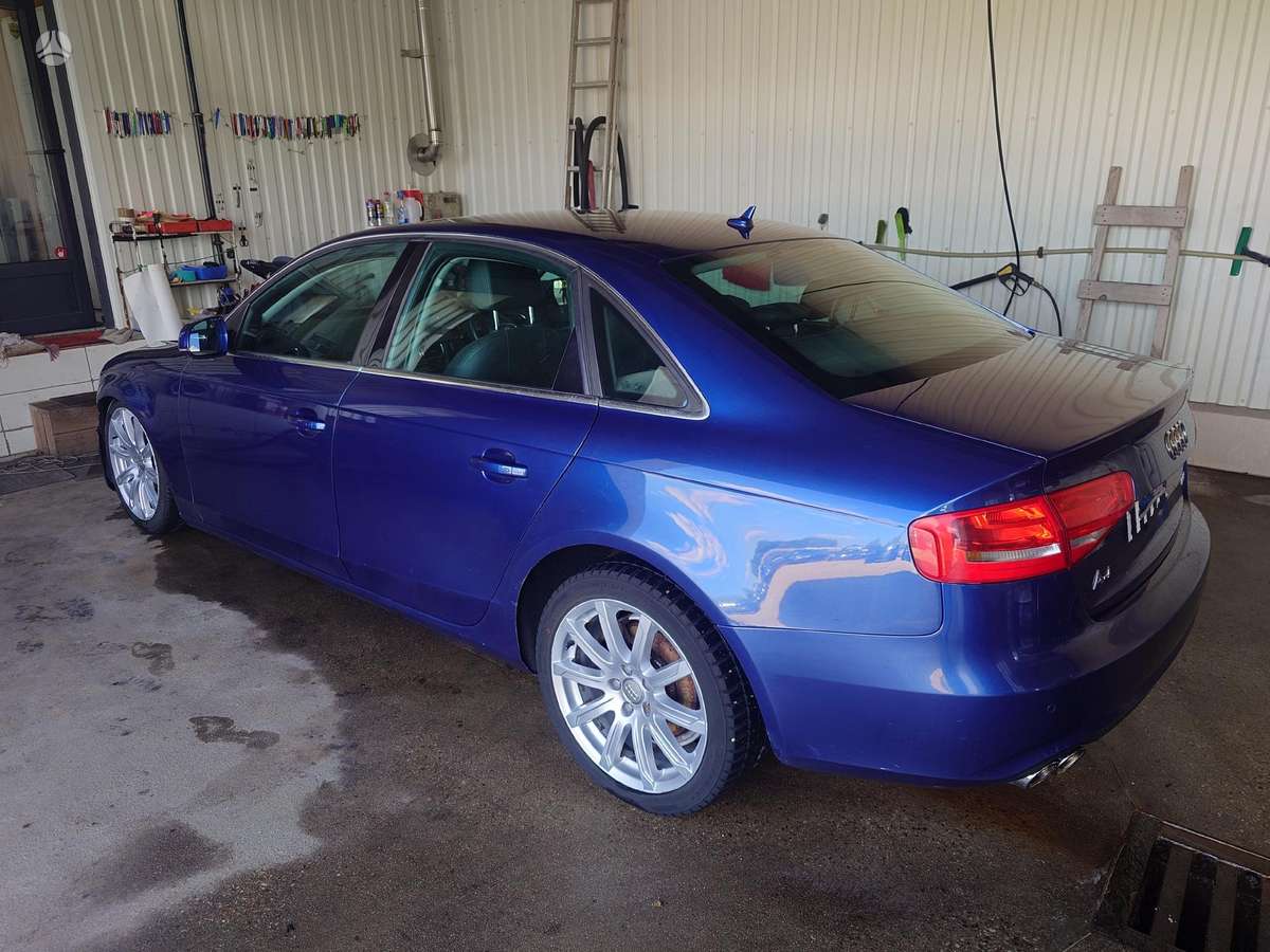 Audi A4 dalimis. Audi a4 b8 5 dalys na