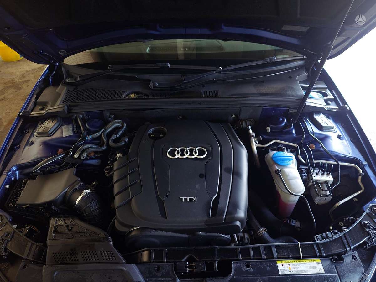 Audi A4 по частям. Audi a4 b8 5 dalys