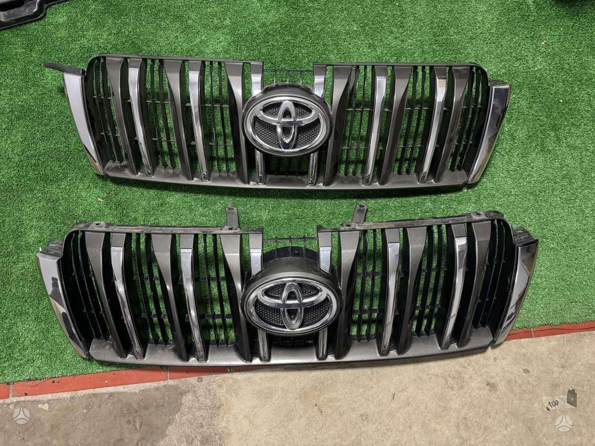 Toyota Land Cruiser 150 modelis
