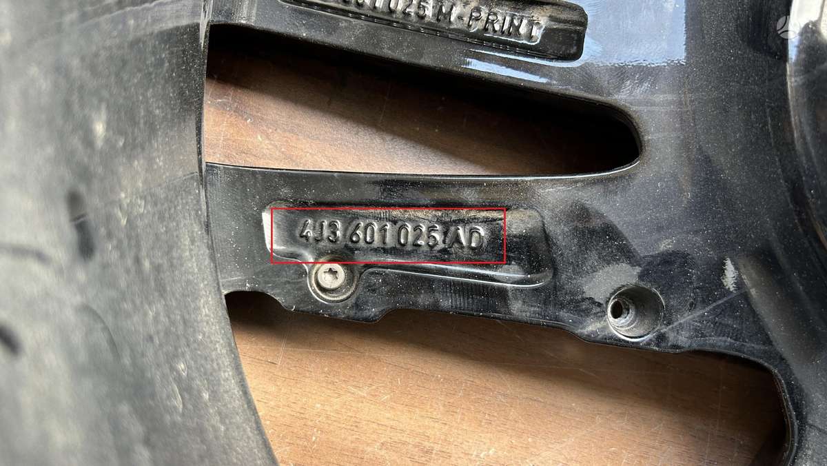 Audi e-tron GT, 4J3601025AD, Cen20746