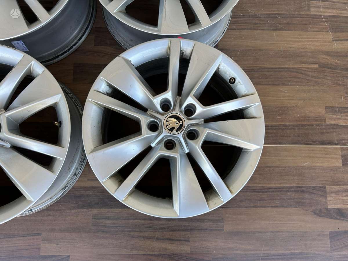 Skoda Karoq, 57A601025K, Cen20822