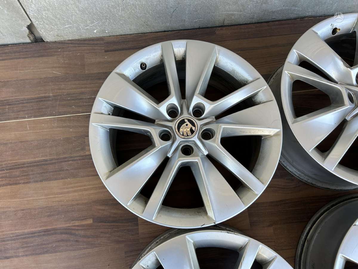 Skoda Karoq, 57A601025K, Cen20822