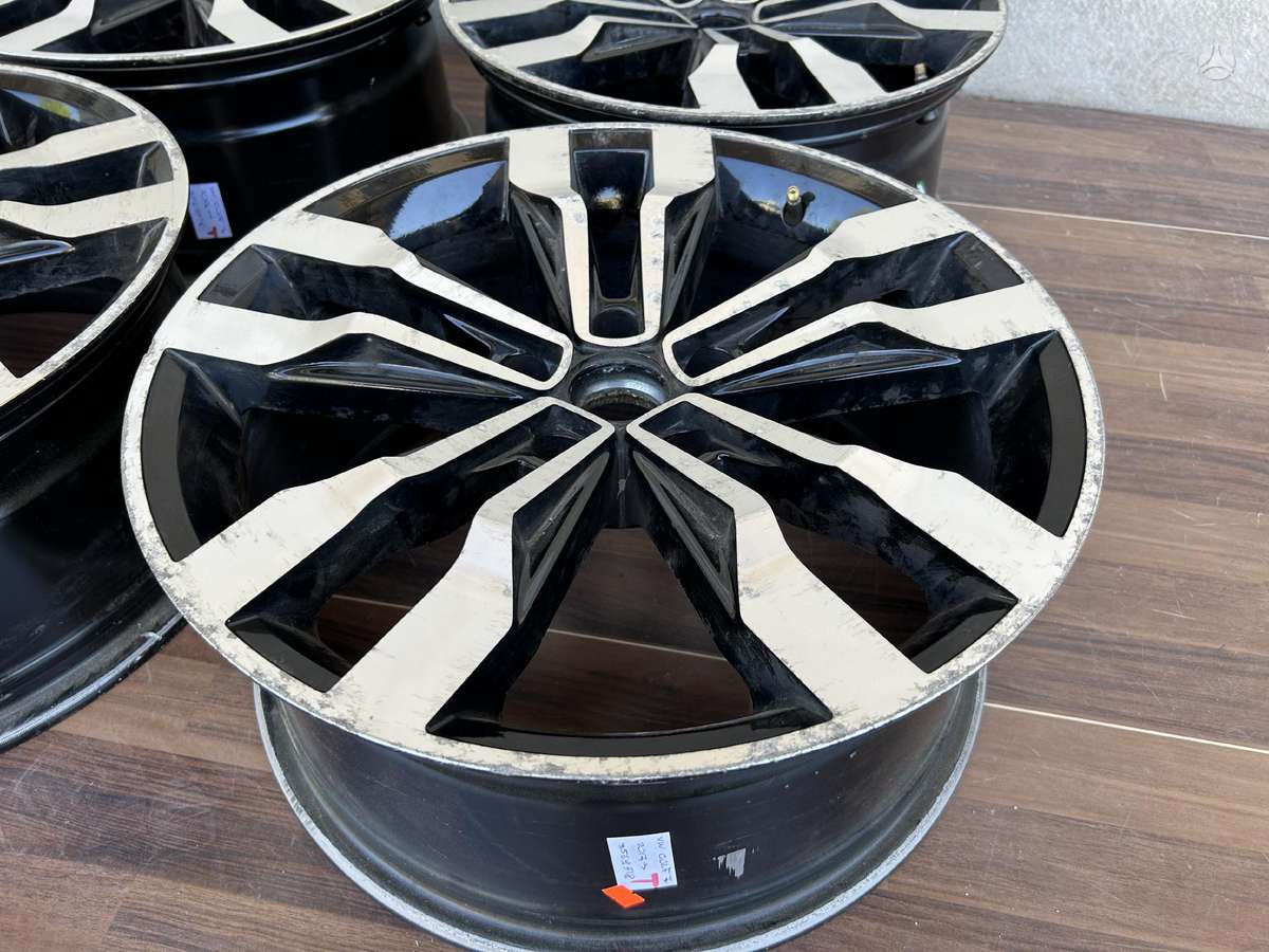 Volkswagen Golf Cen20876