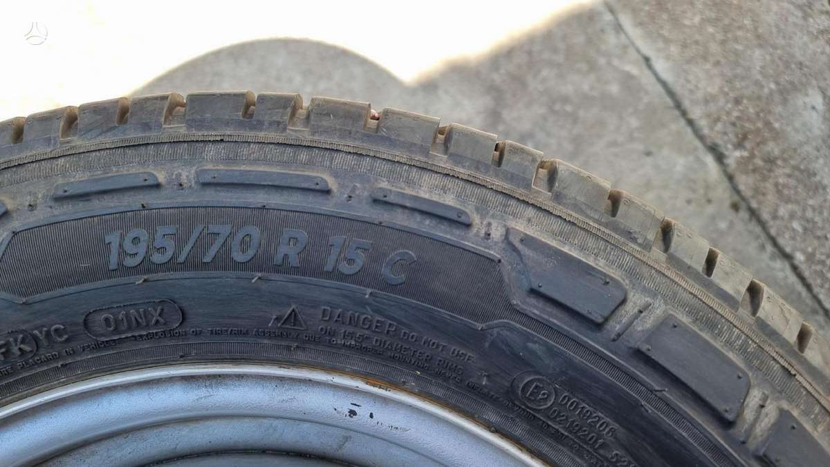 Ford Transit, plieniniai štampuoti, R15