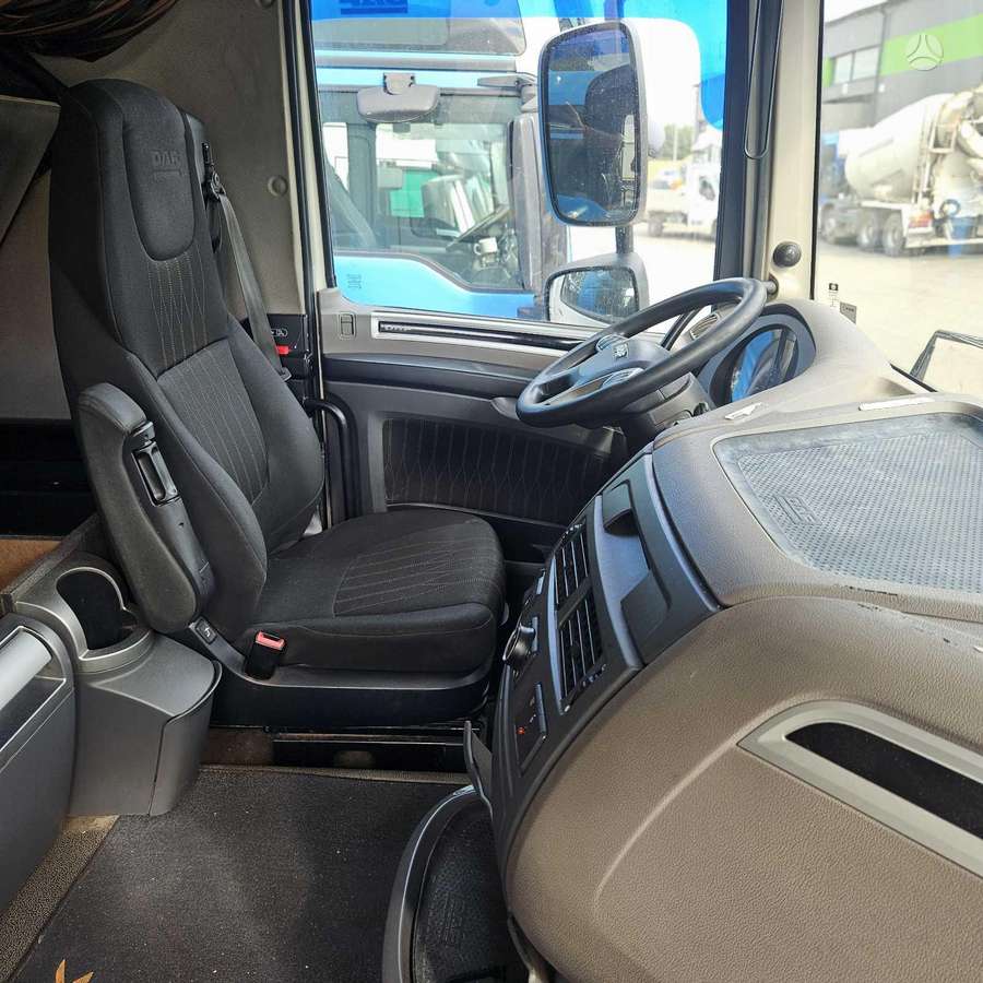 DAF XF480FT, semi-trailer trucks